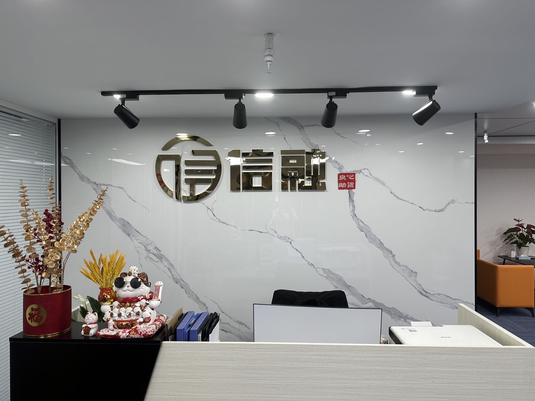 tmp_3e1a0284dd5947d4ea1fa5636d40e90e.jpg